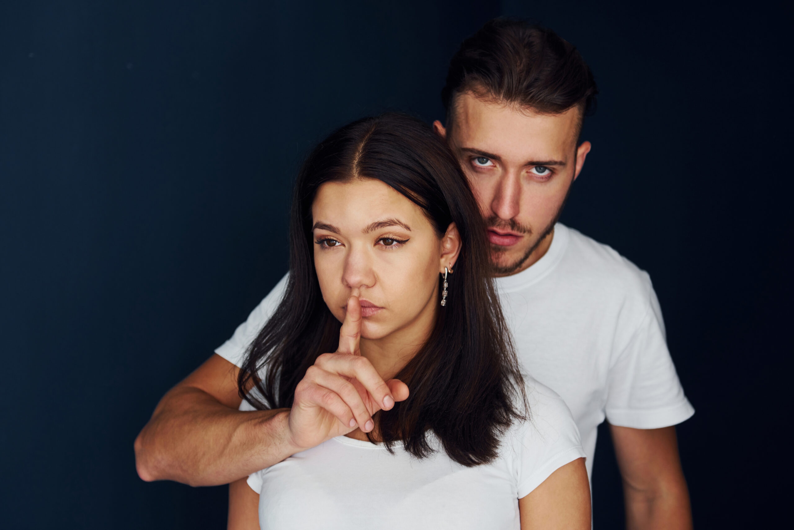 Relacionamento abusivo: 20 sinais de que você está em um
