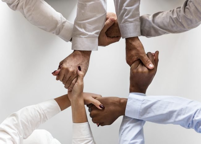 APOIO EMOCIONAL: formas de acolhimento além de grupos de apoio